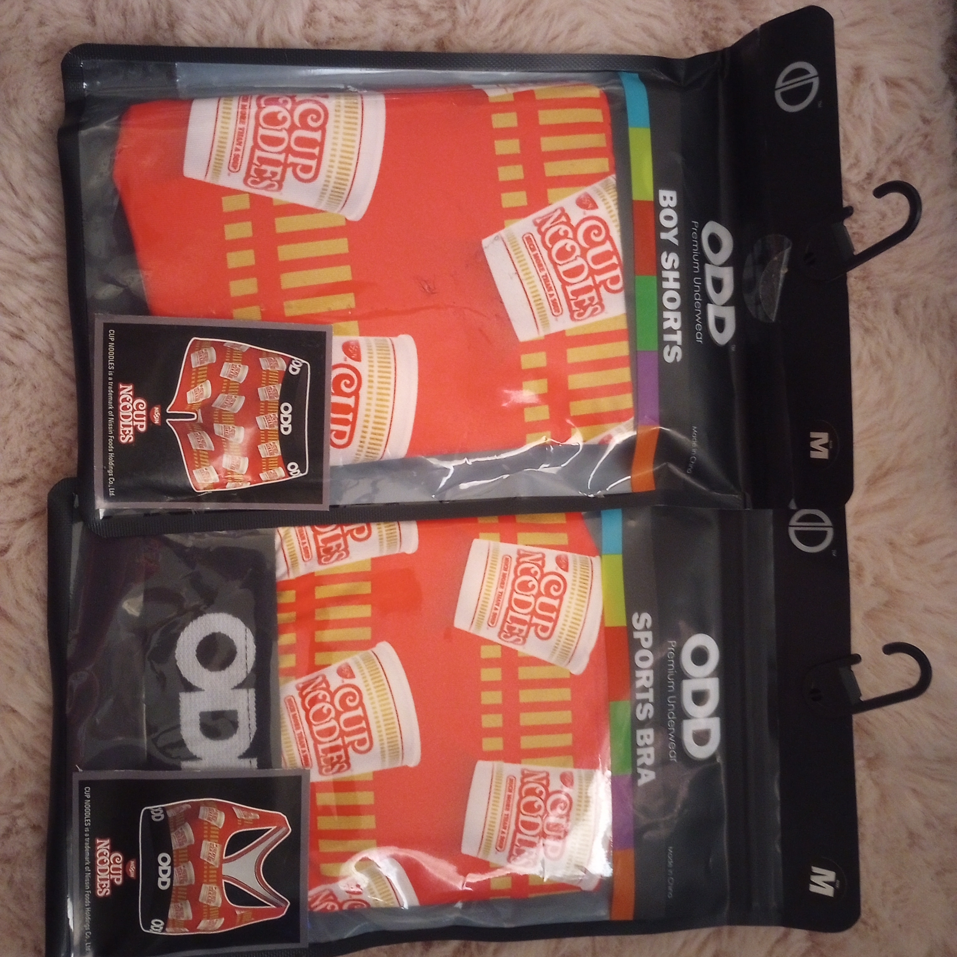 Odd Cup Noodles Print Sports Bra - Orange